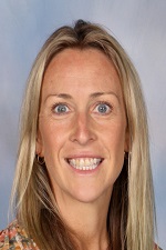 Mrs Nicole Cairns