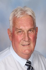 Mr Brett McKenzie